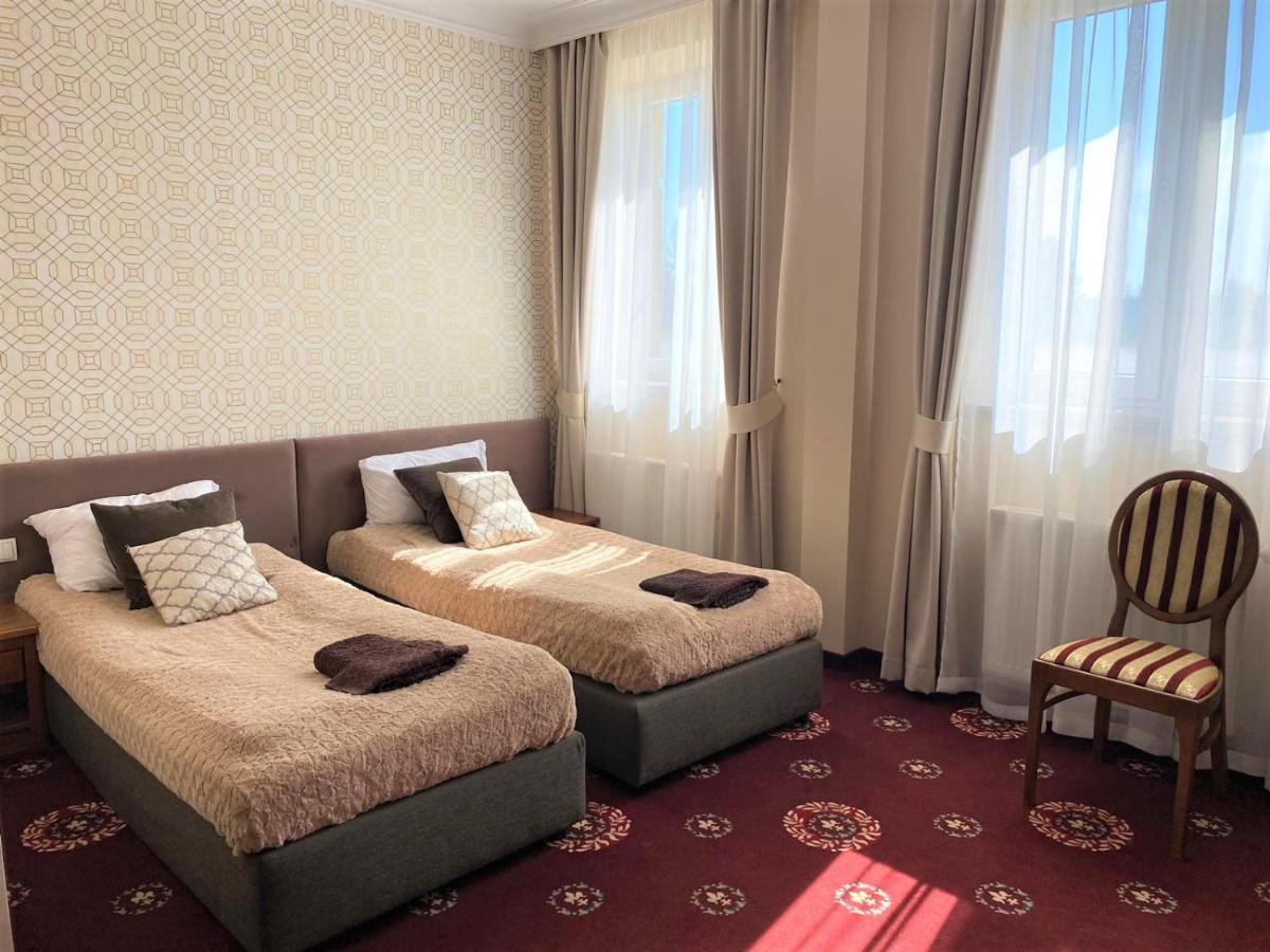 Hotel President Kock Esterno foto