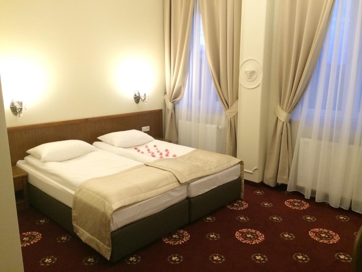 Hotel President Kock Esterno foto
